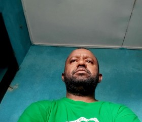 Youba, 40, Guiglo
