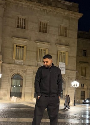 Preet из la Ciudad Condal 27 лет