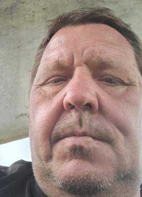 Андрей Новиков из Olmaliq 53 года