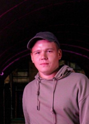Николай из Красноярска 24 года
