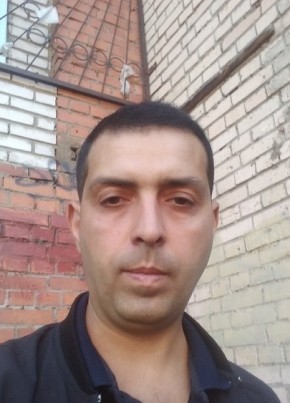 Артур, 39, Россия, Колпино