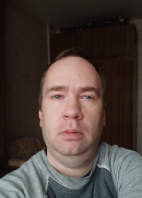 Mikhail, 39, Russia, Slantsy