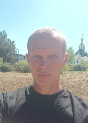 Александр из Калининграда 46 лет