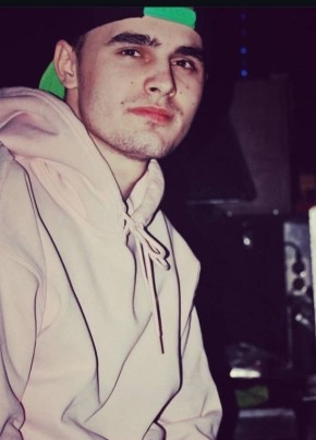 Maksim, 24, Russia, Moscow