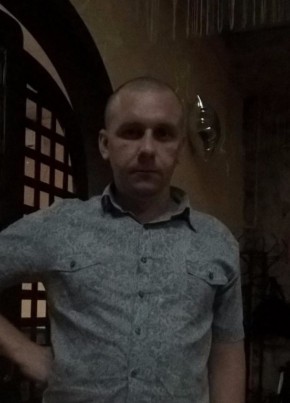 Юрий, 39, Россия, Родники (Ивановская обл.)