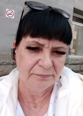 Марина из Екатеринбурга 56 лет