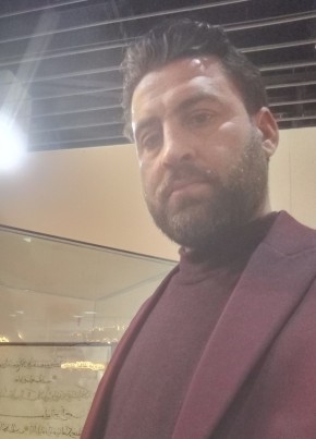 احمد из الدانا 33 года