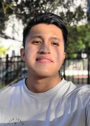 Victor Lopez, 24, United States of America, South Gate (State of California)