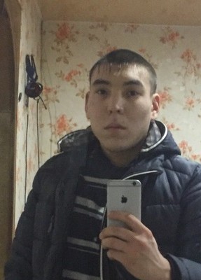 Роман, 27, Россия, Белово