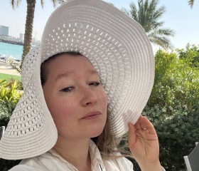 Eseniya, 37, Moscow