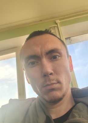Тëма из Снежногорска 30 лет