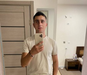 Aleksandr Grosul, 23, Sofia