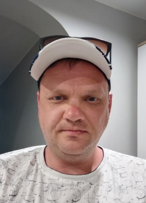 Sergey, 38, Russia, Orsk