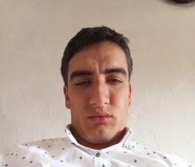 Melih, 20, Izmir