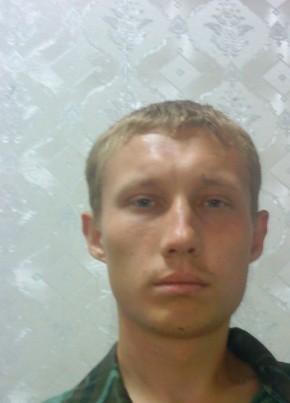Иван, 31, Россия, Павловск (Алтайский край)