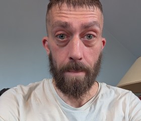 James, 42, Inverness