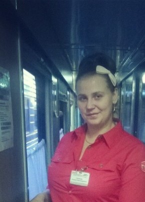 Ксения, 32, Россия, Омск