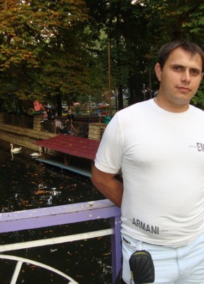Alex, 46, Россия, Полярный