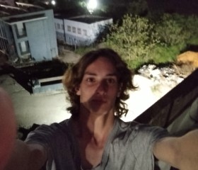 Denis, 18, Tel Aviv
