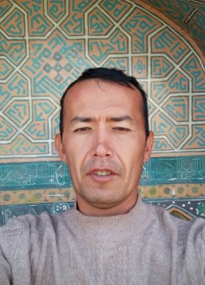 Ogʻabek, 31, Uzbekistan, Showot