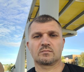 Sergey, 43, Munich