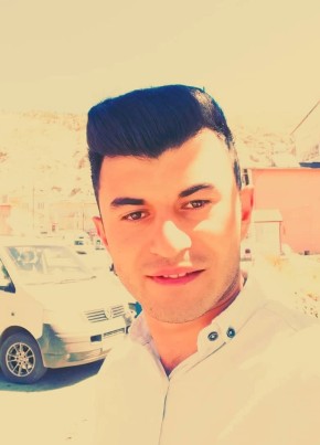 Muhsin, 26, Türkiye Cumhuriyeti, Sivas