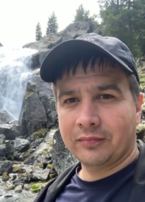 Антон, 32, Россия, Богучаны