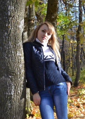 Анна, 32, Россия, Екатеринбург