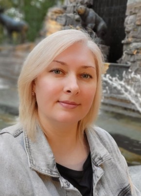 Юлия, 42, Россия, Ханты-Мансийск