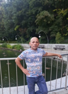 Гайк из Анны 52 года