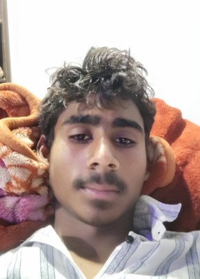 Devesh Kumar, 18, India, Sadābād