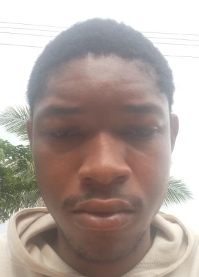 Ochike chika из Lagos 32 года