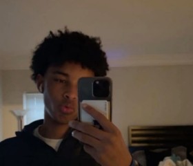 JJ, 21, Wolverhampton