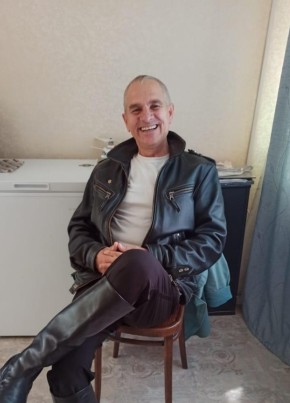 Анатолий из Биробиджана 65 лет