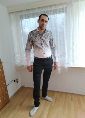 Kaloyan İvanov, 21, Bundesrepublik Deutschland, Wandsbek