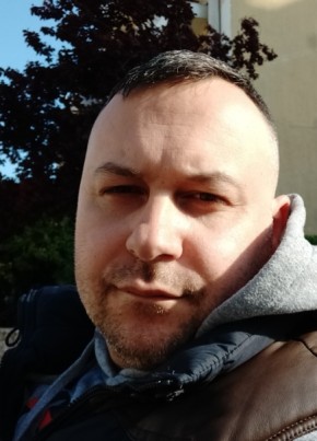 Florian, 43, Ελληνική Δημοκρατία, Πετρούπολη