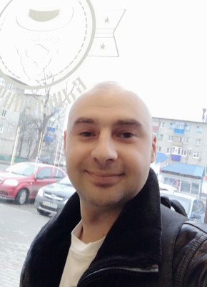 Roman, 38, Russia, Yelets