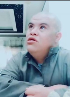 Yahia из Tébessa 30 лет