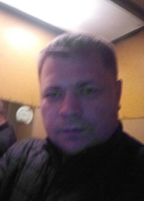 Роман из Рязани 46 лет
