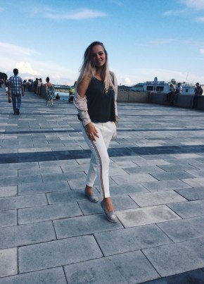Анна, 29, Россия, Новосибирск