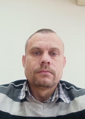 Илья из Смоленска 42 года