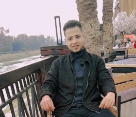 Peter, 22, Cairo