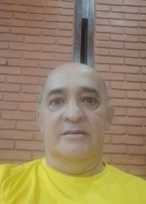 Laelio mendes из Vitória 56 лет