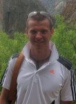 Василий, 33, Moscow