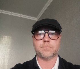 Stepan Kaznacheev, 41, Kaliningrad