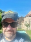 Agus, 52  , San Salvador