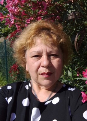 Алла из Адлера 57 лет
