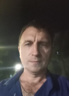 Юрий из Омска 47 лет