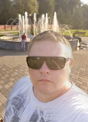 Олег, 37, Россия, Москва