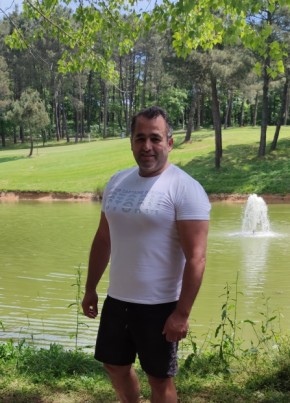 Hasan, 44, Türkiye Cumhuriyeti, İstanbul